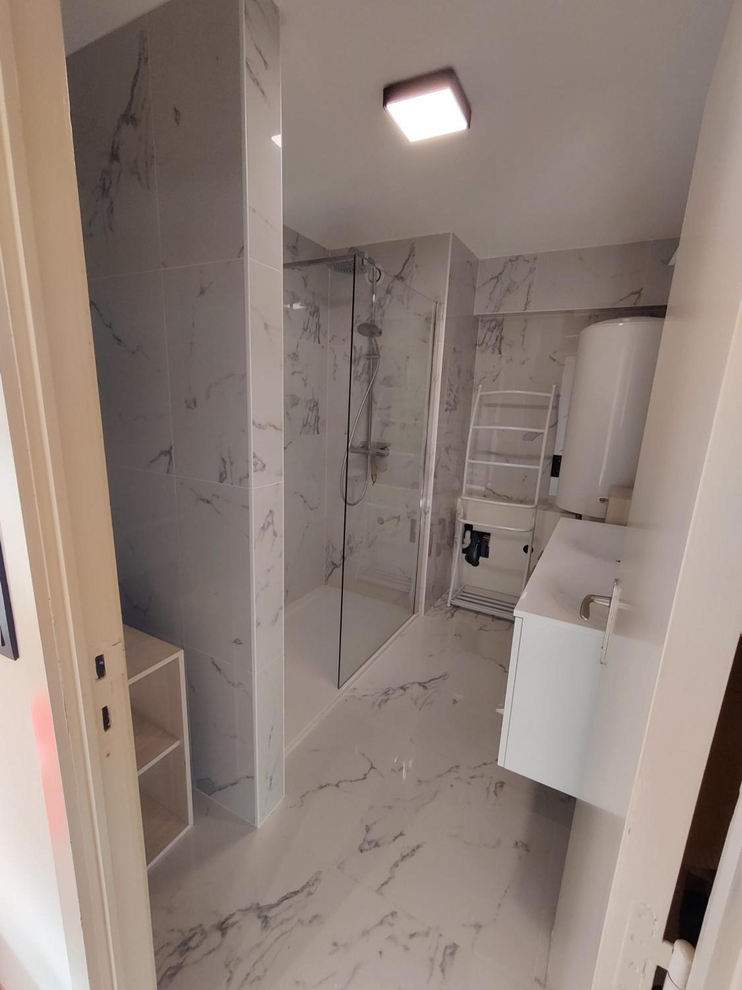 A Spacious And Modern 3-bedroom With Stunning Sea View T2 Appartement *
