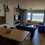 A Spacious And Modern 3-Bedroom Apartment With Stunning Sea View T2